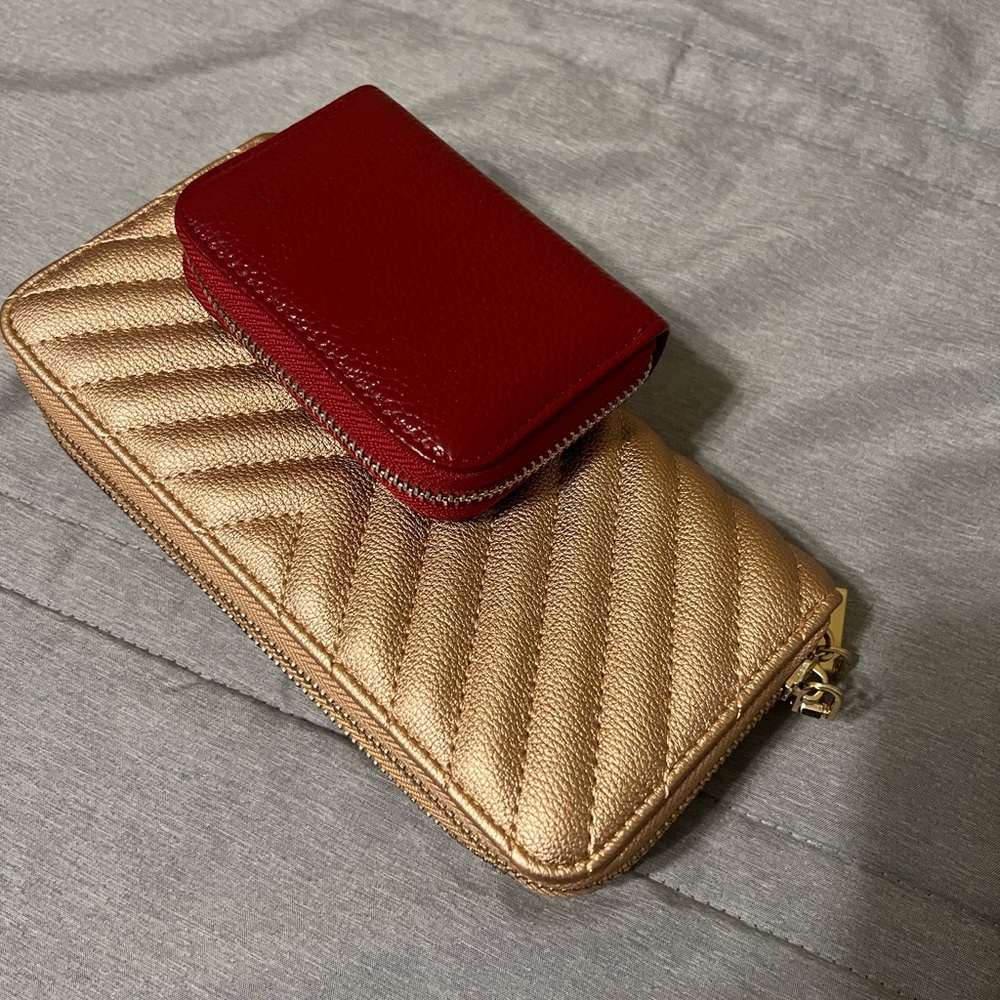 2  Zip Wallet Set - Red & Gold